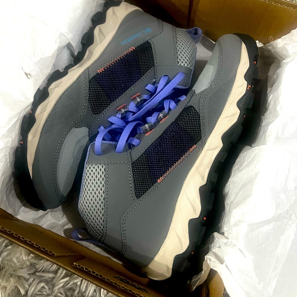 Columbia hiking boots